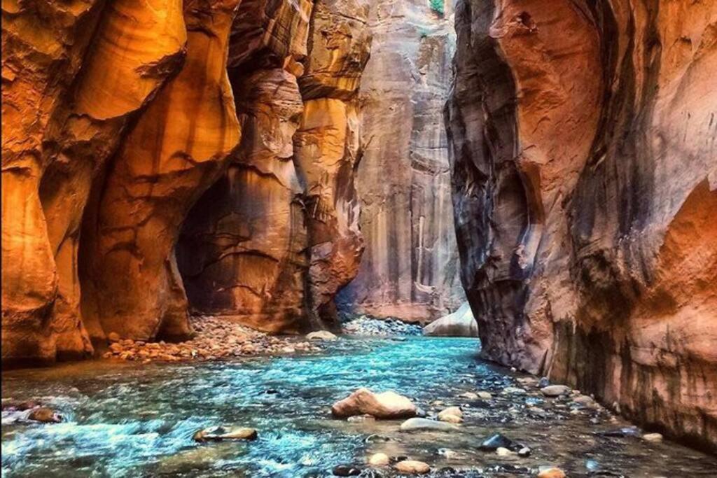 Вілла Red Rock Retreat Stunning Floor To Ceiling Views Гатч Екстер'єр фото