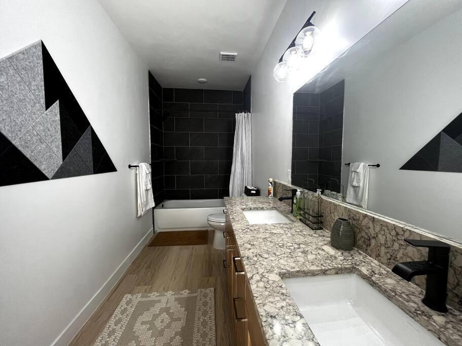 Вілла Red Rock Retreat Stunning Floor To Ceiling Views Гатч Екстер'єр фото